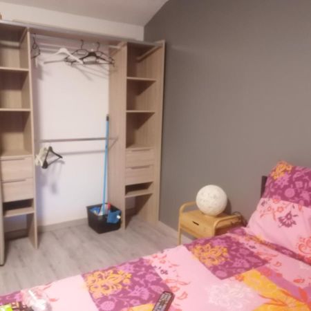 Chambres Dans Maison Familiale サン・ジロン エクステリア 写真